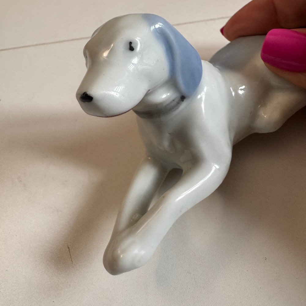 Vintage Made in Japan Porcelain Dog Figurine Blue Gray White Reclining Hound - Picture 10 of 12